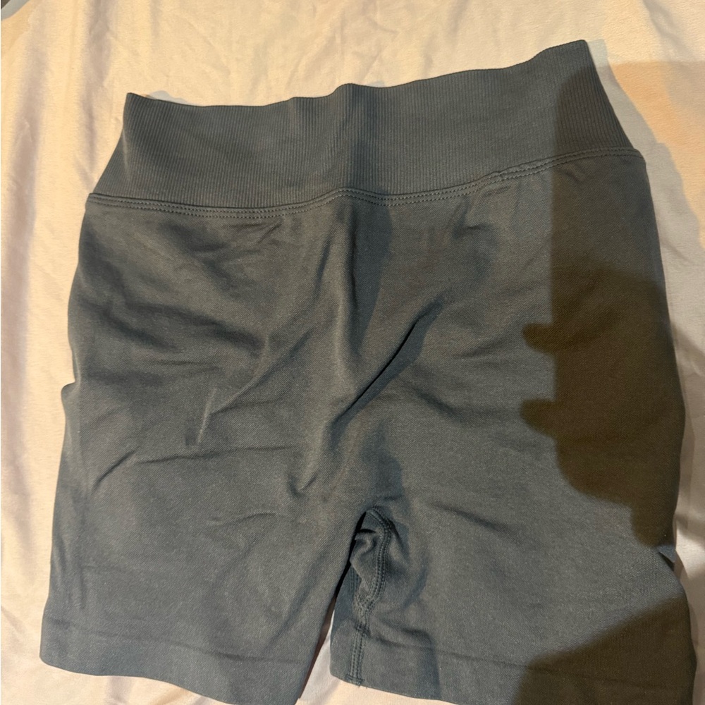 High-Waist Women's Bike Shorts in Charcoal